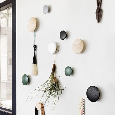 Wooden mushroom wall hooks image