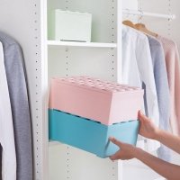 Clothes storage box